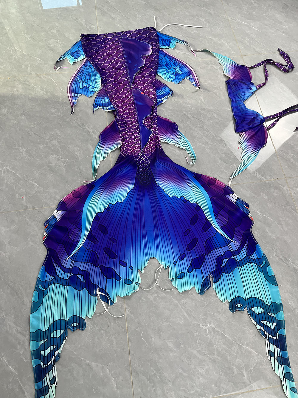 Colorful Dreamy Mermaid Tail A - огляд і ціна Aquarium & Marine Museum Universiti Malaysia Sabah Kota Kinabalu Sabah Reviews