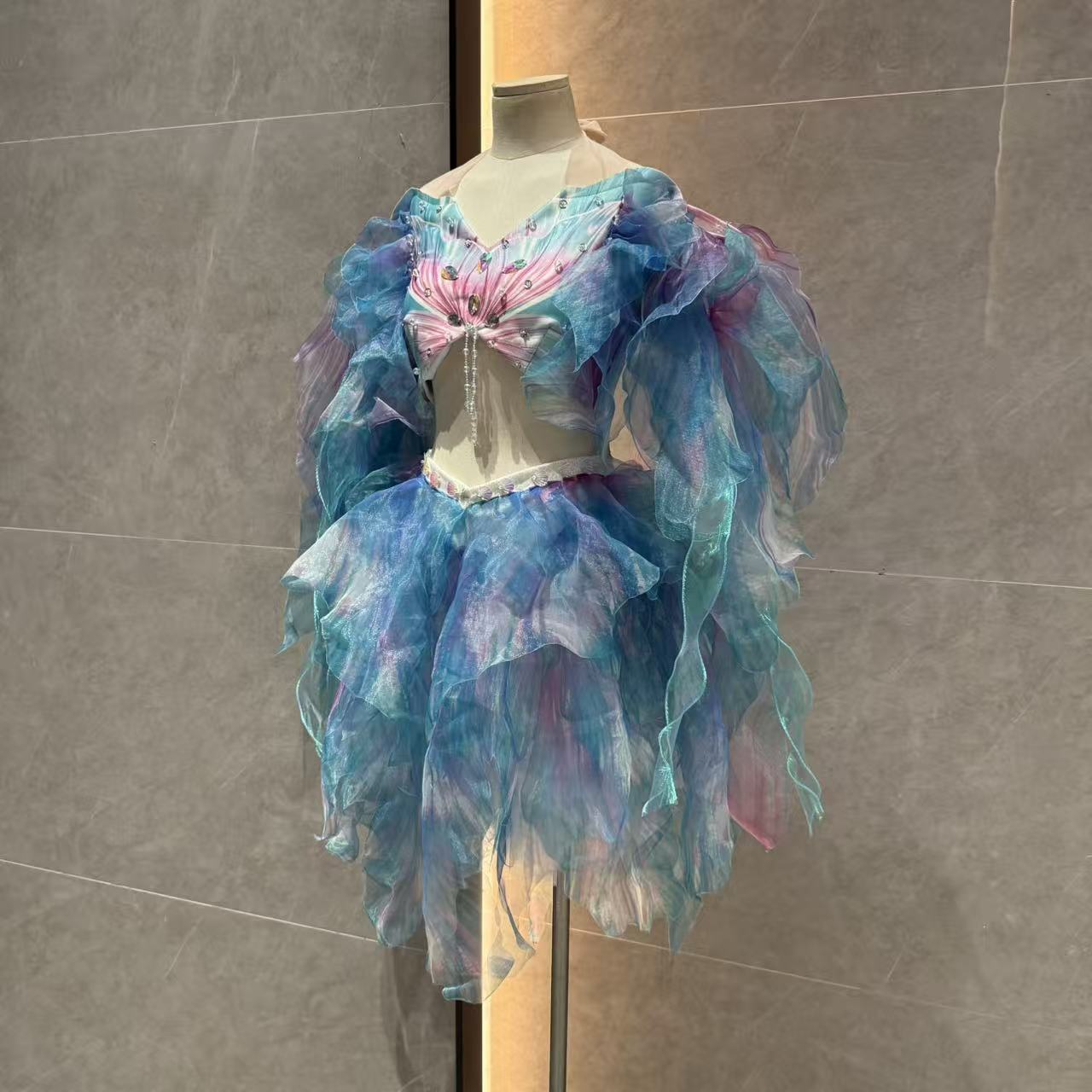Mermaid Water Dance Skirt Prin - огляд і ціна Aquarium & Marine Museum Universiti Malaysia Sabah Kota Kinabalu Sabah Reviews